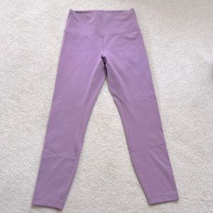 Lululemon Wunder train HR tight 25” size 8